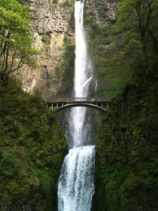 multnomahfalls.JPG