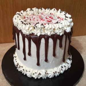 900_ice-cream-birthday-cake-755849tx4Un.jpg