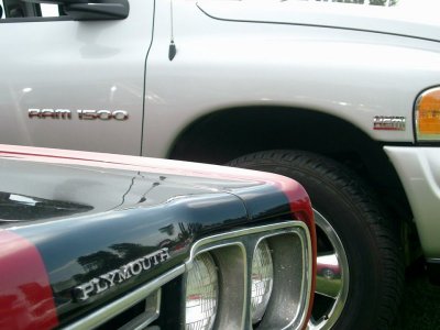 Dodge Plymouth 04.jpg