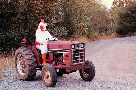 Tractor @.jpg