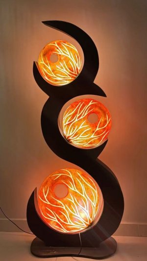lamp orange balls.jpg