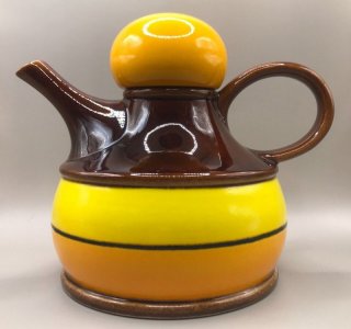 teapot vintage german.jpg
