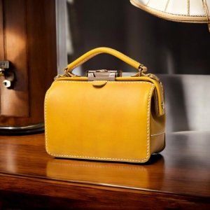 bag yellow doctors.jpg