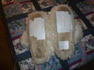 sole of slippers (800x600).jpg
