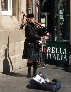 edinpiper.jpg