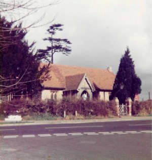 St Mary the Virgin Chessington 1978.jpg