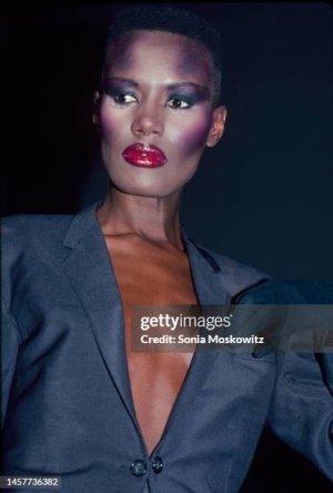 GRACE JONES.jpg