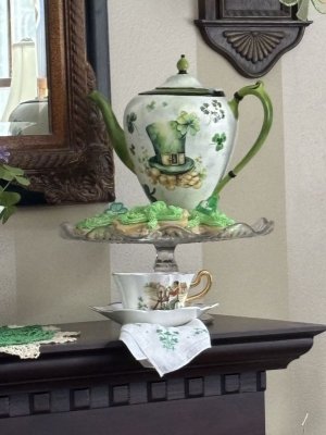teapot st patrick.jpg