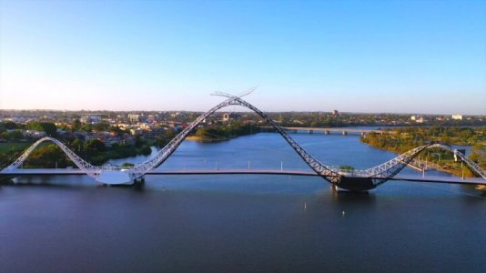Matagarup Bridge.jpg Matagarup Bridge.jpg