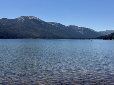 AlturasLake.jpg