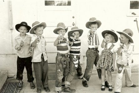 Birthday Party Vallejo 1948.jpg