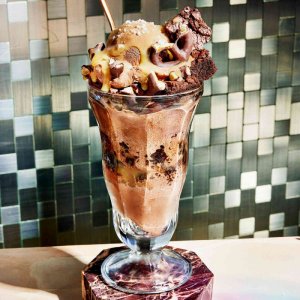 Salted-Chocolate-Sundae-XL-RECIPE0823-9f70ed1a63414093a8ad8deb77c5b92b-1868832499.jpg