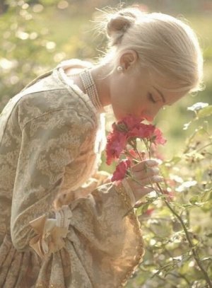 blonde flowers.jpg