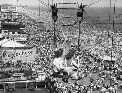 Coney Island Amusement Park in Brooklyn, New York, 1957.jpg