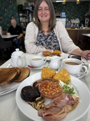 Breaky at EBB.jpg