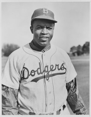 jackie-robinson-brooklyn-dodgers-national-archive.jpg