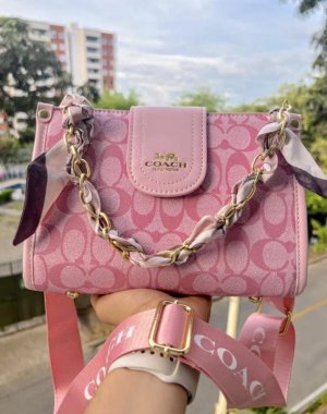 pink-coach-bag-v0-f6j5rit8mbec1~2.jpeg