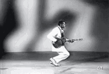 chuck-berry-duck-walk.gif