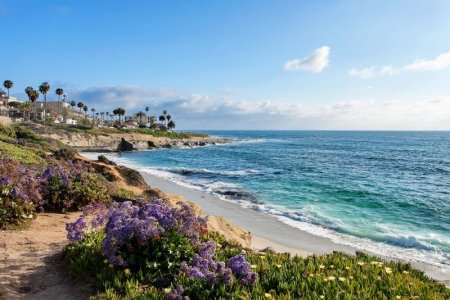 SanDiegoBestBeaches__HERO_shutterstock_641130973.jpg