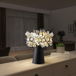 Illis_Flower_Table_Lamp_8_1400x1400.jpg