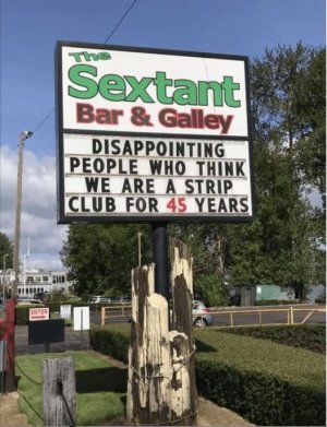 a funny sign2.jpg