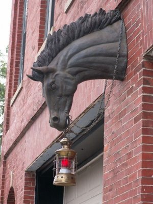 lamp horse.jpg