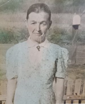 granny1950.jpg
