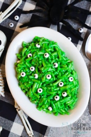 a monster mac and cheese for sf party.jpg
