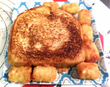 Grilled Cod Sandwich w Tots.jpg