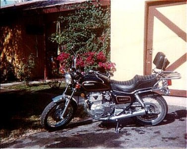 cm400 honda.jpg