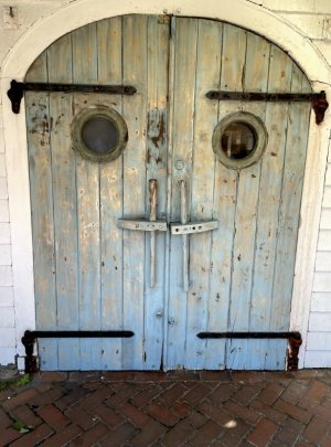 door IMG_6188.JPG