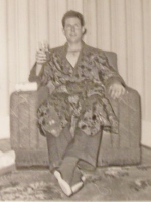 dad Xmas 1953.jpg