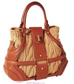 bag knitted.jpg