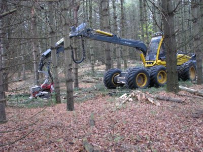 Log machine_1.JPG