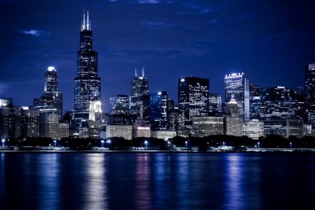 Chicago at night.jpg
