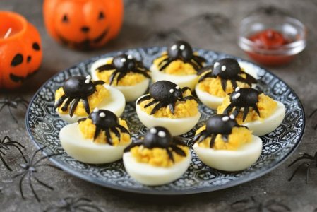 Spooky-Spider-Deviled-Egg-1024x684.jpg