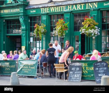 patrons-outside-the-white-hart-inn-one-of-edinburghs-oldest-hostelries-CWGY8R (1).jpg patrons-outside-the-white-hart-inn-one-of-edinburghs-oldest-hostelries-CWGY8R (1).jpg