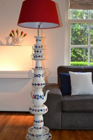 lamp tepots cups.jpg