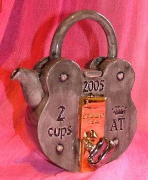 teapot padlock.jpg