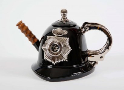 teapot pliice helmet.jpg