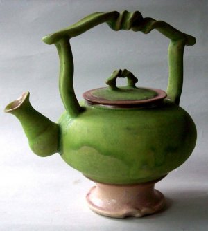 teapot funky green.jpg