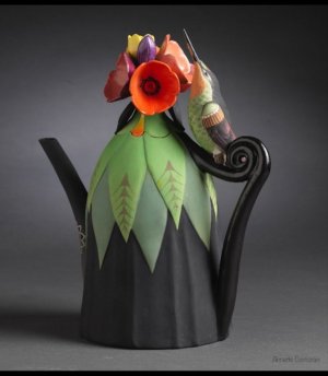 teapot black decor.jpg