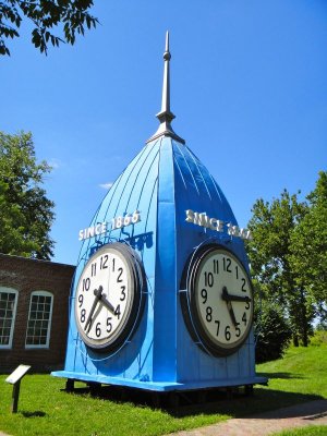 clock blue 1866.jpg