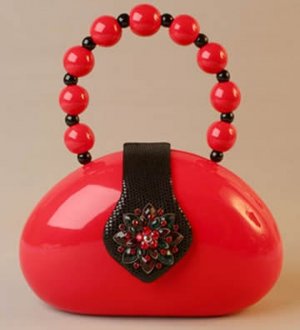 Bag red beads.jpg