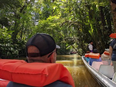 boat tour Tortuguero.jpg boat tour Tortuguero.jpg