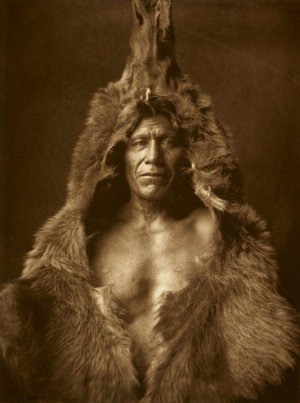Bear’s Belly, an Arikara Warrior, photographed by Edward S. Curtis in North Dakota, USA, 1909..jpg