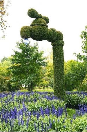 green topiary tap.jpg