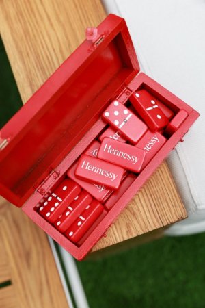 red dominoes.jpg