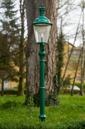 lantern-8669150_1280.jpg