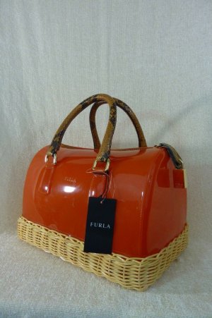 bag orange wicker.jpg